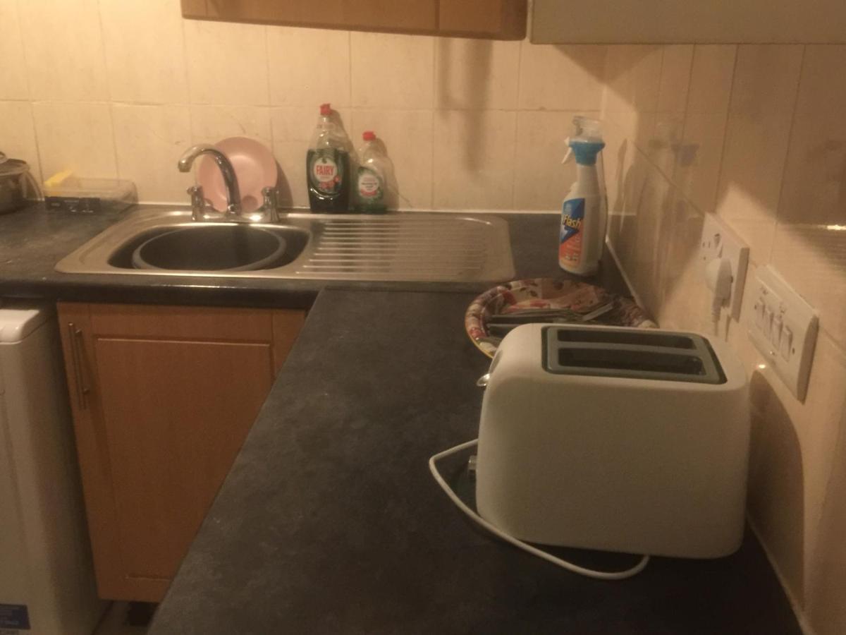 Dach Apartments - Cozy 3 Bed Apartment In Hendon Edgware Eksteriør bilde