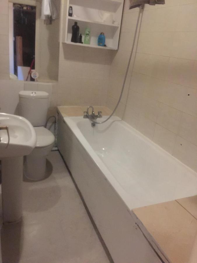 Dach Apartments - Cozy 3 Bed Apartment In Hendon Edgware Eksteriør bilde