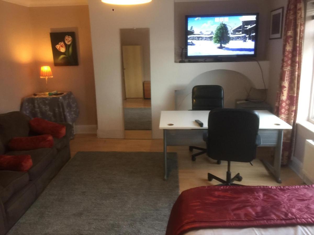 Dach Apartments - Cozy 3 Bed Apartment In Hendon Edgware Eksteriør bilde