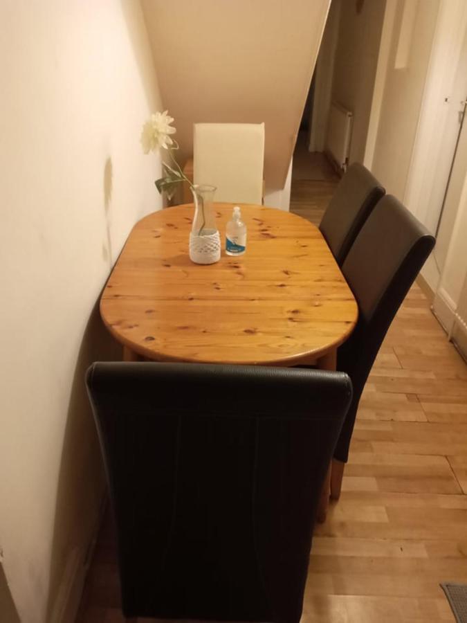 Dach Apartments - Cozy 3 Bed Apartment In Hendon Edgware Eksteriør bilde