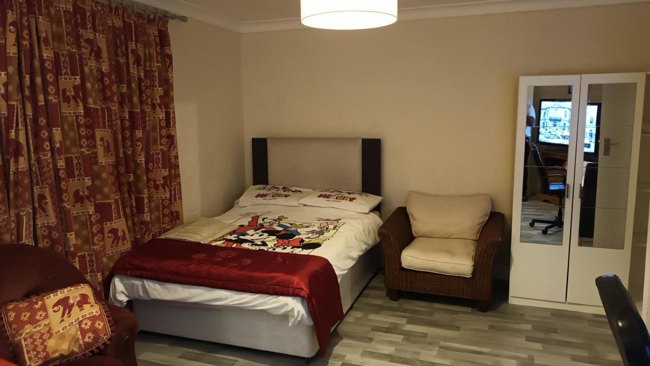 Dach Apartments - Cozy 3 Bed Apartment In Hendon Edgware Eksteriør bilde